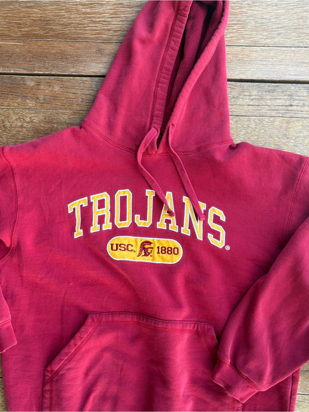 USC Trojans Maroon Pullover Hoodie size Medium